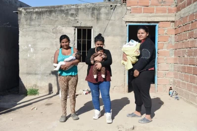 En el comedor del barrio, 35 chicos no van a la escuela
