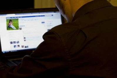 Más de 150 docentes de Monteros se capacitan en prevención en entornos digitales
