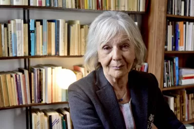 Beatriz Sarlo dijo que las Islas Malvinas son “un territorio británico” y generó repudio