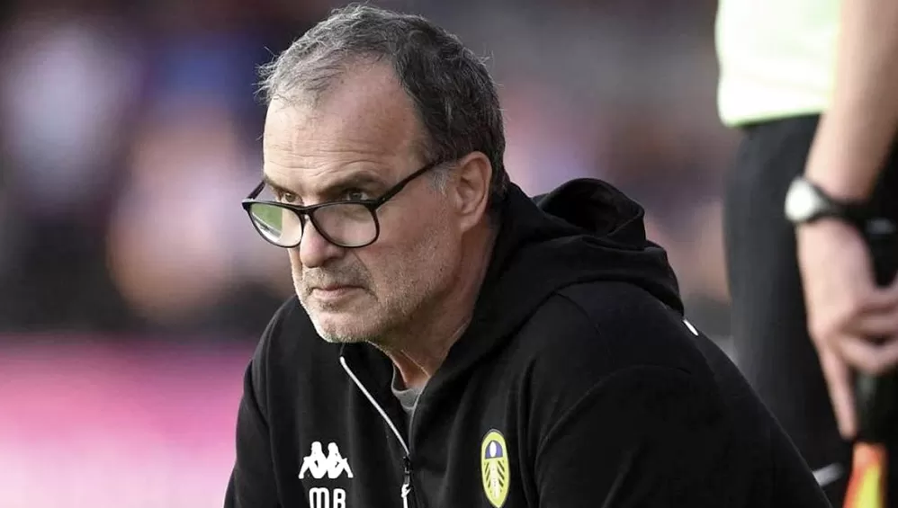 AMISTOSO. El Leeds de Bielsa cayó goleado ante el Ajax de Martínez y de Magallán.