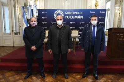 “El rol de los bancarios fue clave en la pandemia”, dijo Manzur a Palazzo en Tucumán