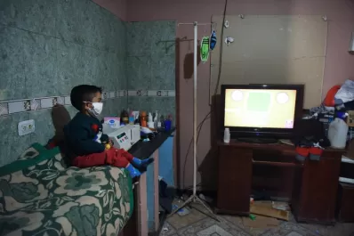 Kevin está enfermo y sus cinco hermanos abandonaron la escuela