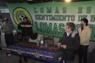 Ricardo Bussi visitó Lomas de Tafí, donde entregó materiales para entrenamiento