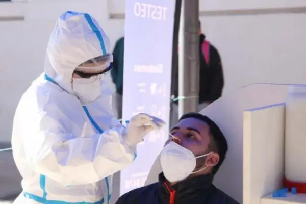 Tucumán arranca el viernes con 590 nuevos casos y seis muertes por covid-19