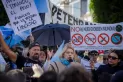 “Antivacunas y Médicos por la Verdad están haciendo daño”