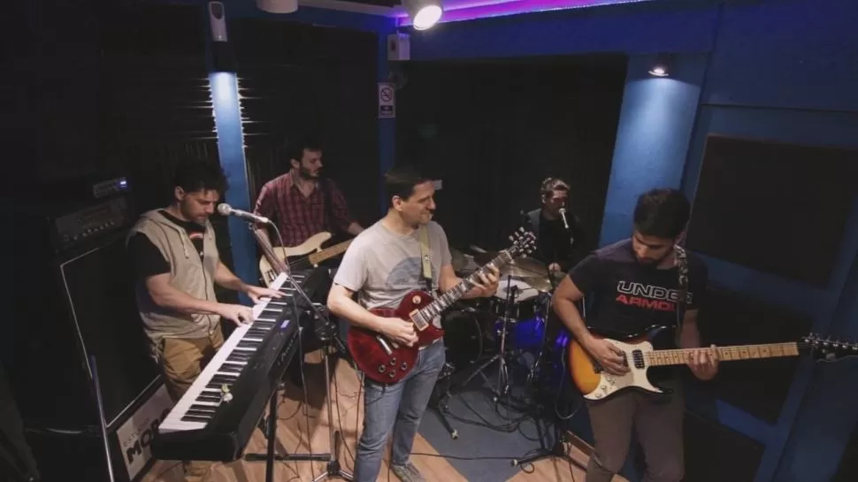 Un club de corazones solitarios adonde siempre queremos volver