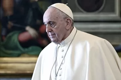 Interceptaron en Milán una carta con tres balas dirigida al papa Francisco