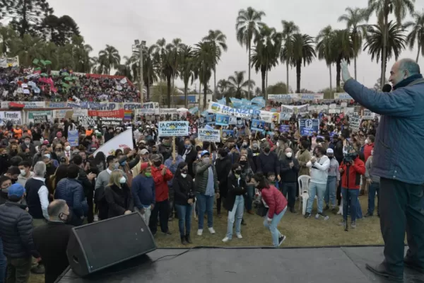 Manzur hizo un acto en Bella Vista con militantes de la Juventud Peronista