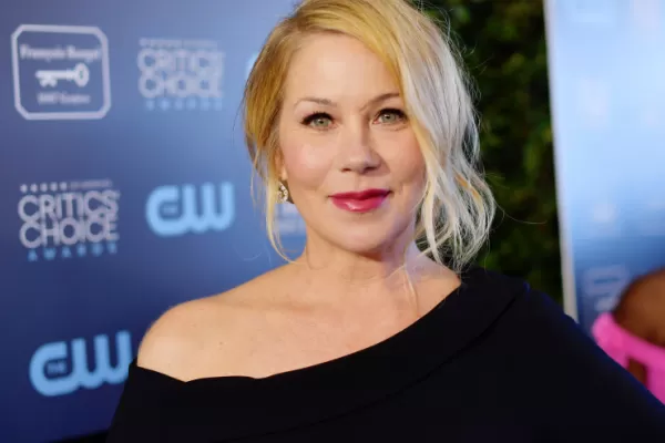 Conmoción en Hollywood: Christina Applegate confesó que padece esclerosis múltiple