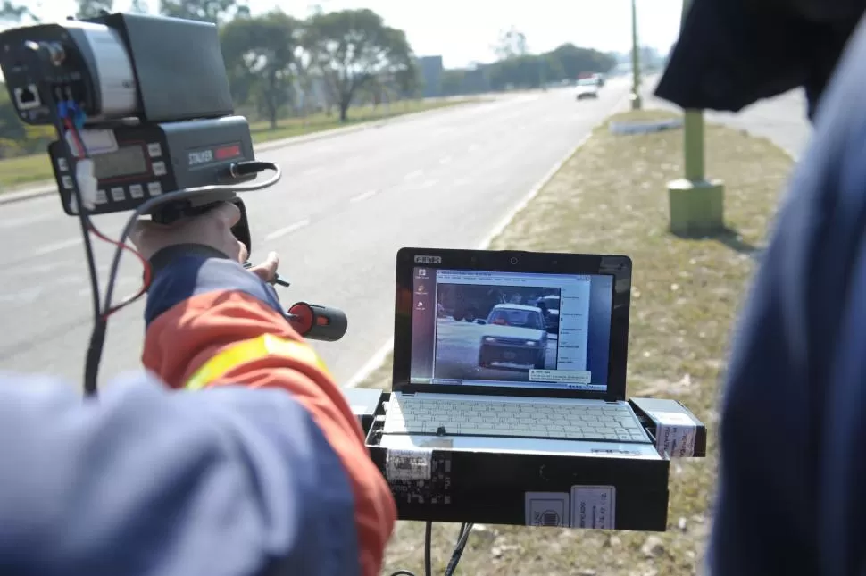 TECNOLOGÍA. Los radares ya se vienen aplicando en Córdoba, Salta, Jujuy, Chubut, Río Negro y Buenos Aires. LA GACETA / FOTO DE FRANCO VERA 