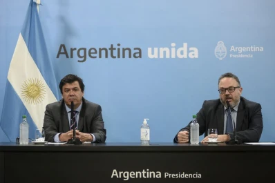 “Es impensable”, dijo el ministro Kulfas sobre la propuesta de reducir la jornada laboral