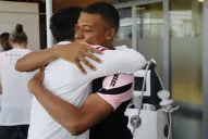 La bienvenida que le hizo Mbappé a Messi en el primer entrenamientos juntos en PSG