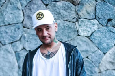 Walter Salinas vuelve a escena con un nuevo disco