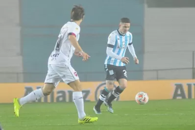 Con un gol olímpico, Racing derrotó en Newell's en Avellaneda