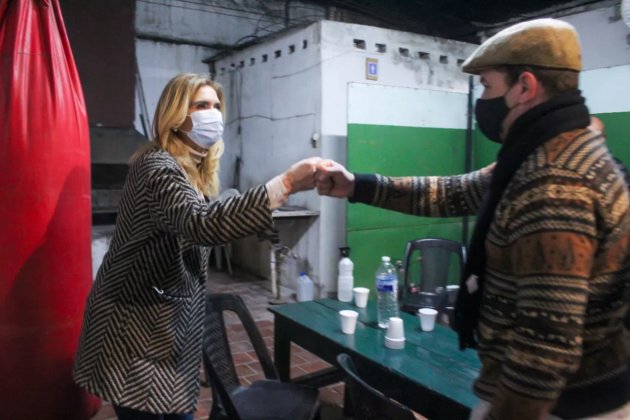 EN RECORRIDA. Elías de Pérez, precandidata a diputada nacional dentro de JxC. Foto: Prensa y Difusión