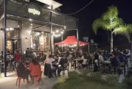 Bares y restaurantes de Yerba Buena amplían su horario de atención 