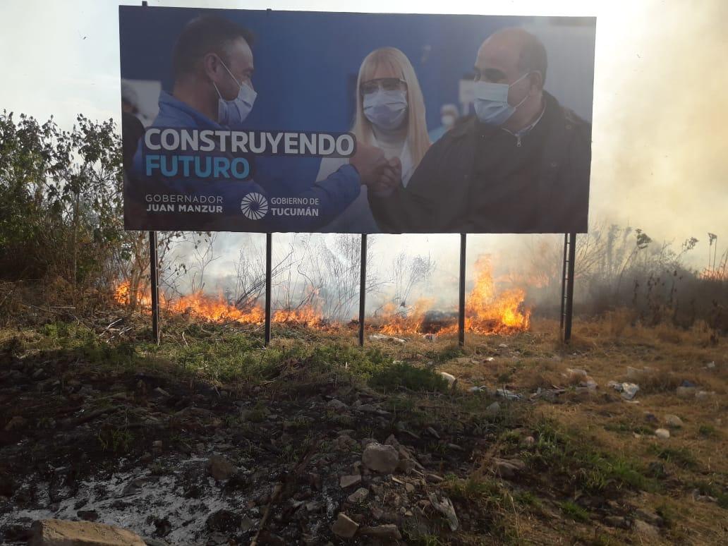 Un incendio dañó parte del Parque 9 de Julio: fue sofocado por los Bomberos