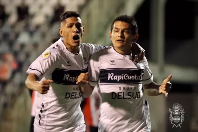 River igualó en La Plata y no pudo olvidar la eliminación de la Copa