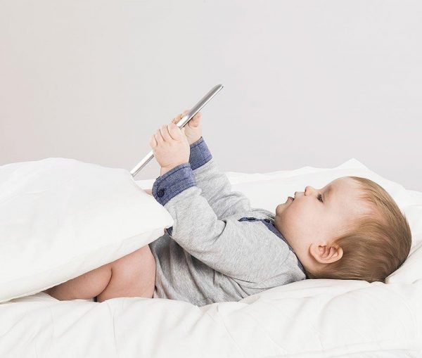Mitos y verdades sobre el tiempo que los niños pasan con las pantallas