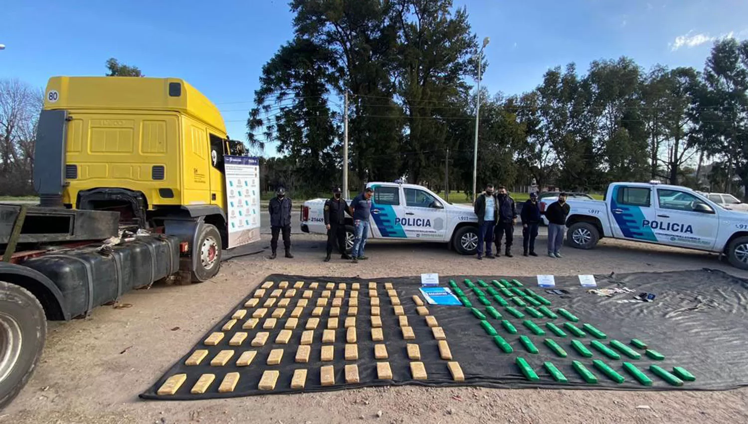 CARGAMENTO. La millonaria carga fue descubierta en Merlo, provincia de Buenos Aires.