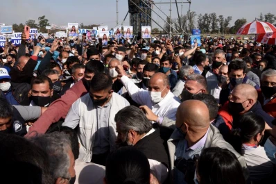 “Me soltaron la mano para abrazarme”, dijo Manzur