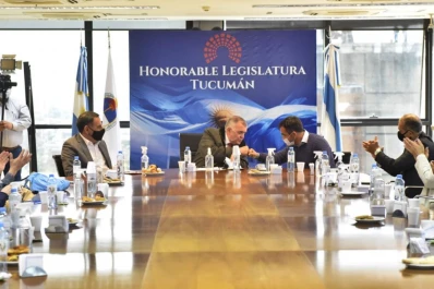 Federaciones deportivas de Tucumán recibieron subsidios para mejorar las instalaciones