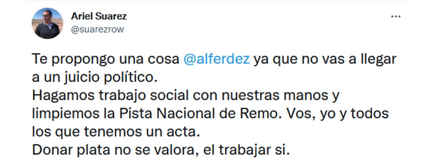 Captura tomada de Twitter: @suarezrow