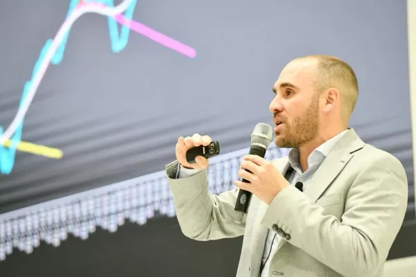 Cuál es es el precio del dólar que prevé Guzmán para 2022, según el Presupuesto que envió al Congreso