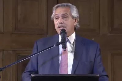 Fernández: No voy a firmar con el FMI algo que dañe a los argentinos