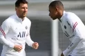 Gran expectativa en París: Mbappé se entrenó junto a Messi, en horas decisivas para su futuro