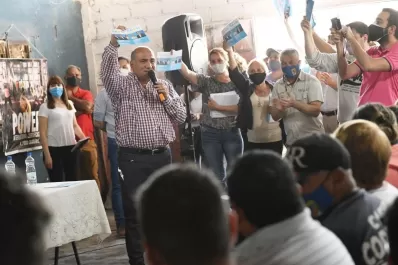 Con este voto, vamos a seguir construyendo futuro para Tucumán, sostuvo Manzur