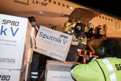 Tucumán recibirá, en las próximas horas, vacunas Sputnik V producidas en Argentina y Sinopharm