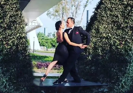 DOS POR CUATRO. Franco Nieva quiere transmitir la cultura tanguera. 