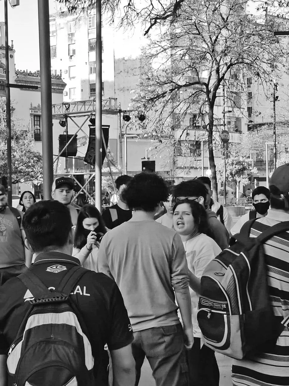 SIN GÉNERO NI EDAD. Hombres y mujeres se animaron al concurso. 