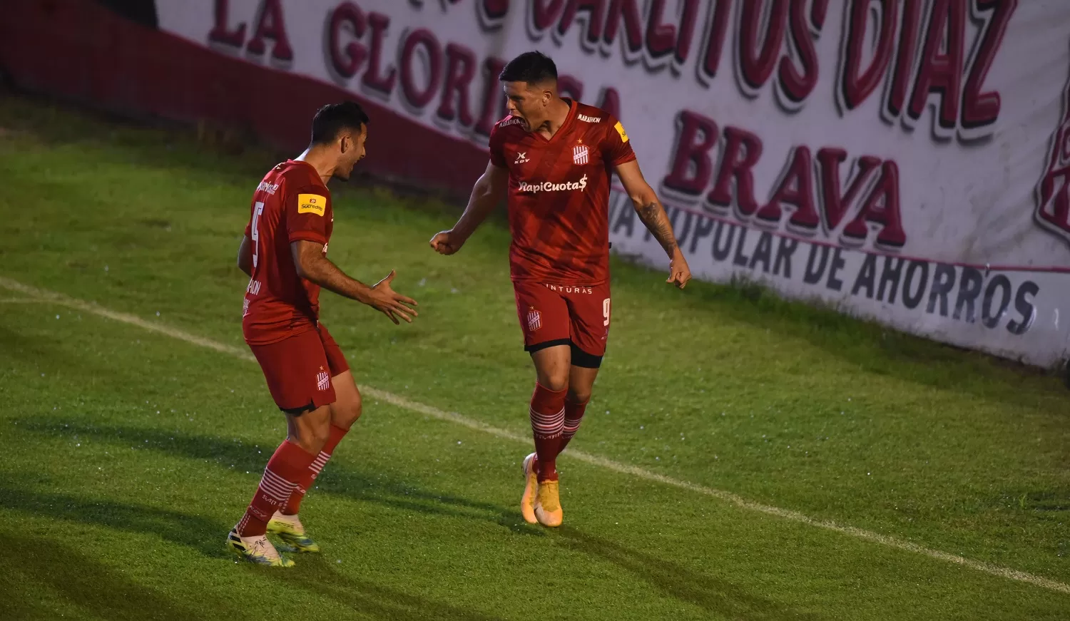 GOLEADOR. Estigarribia volvió a ser la figura de San Martín. LA GACETA/FOTO DE DIEGO ARÁOZ 