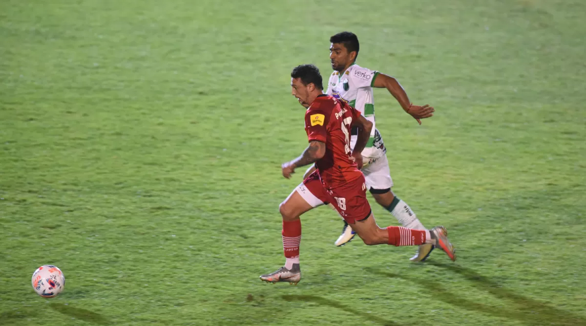 CAMBIO DE RITMO. Daniel González aportó desequilibrio y el gol que selló el resultado.