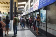 Terminó el paro de UTA y volvieron a circular los colectivos de larga distancia