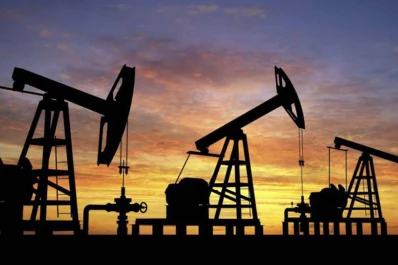 El huracán Ida motivó una leve suba del precio del petróleo