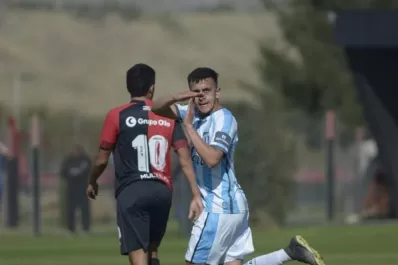 Atlético Tucumán: la Reserva perdía 2 a 0, pero lo dio vuelta en Santa Fe