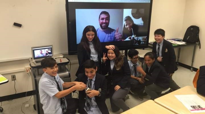 INTERNACIONAL. Gonzalo Díaz junto a estudiantes de Turquía y EEUU. 