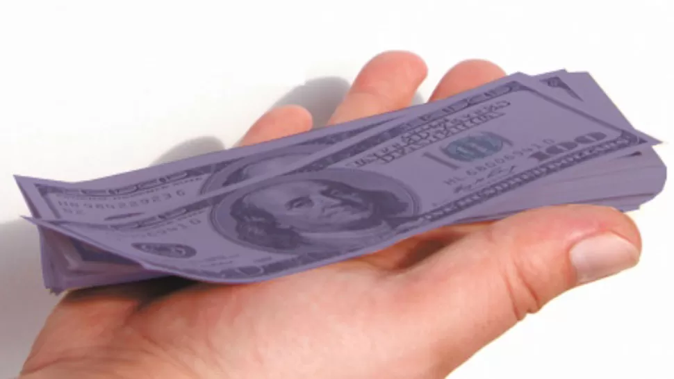En agosto el “blue” subió $1