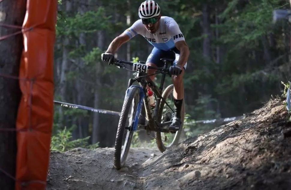 GRAN NIVEL. Juan Manuel Nardolillo compitió por primera vez en el Mundial Master de cross country.  