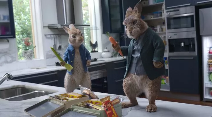 NUEVO AMIGO. Peter Rabbit conoce a Barnabas, compinche de su padre. 