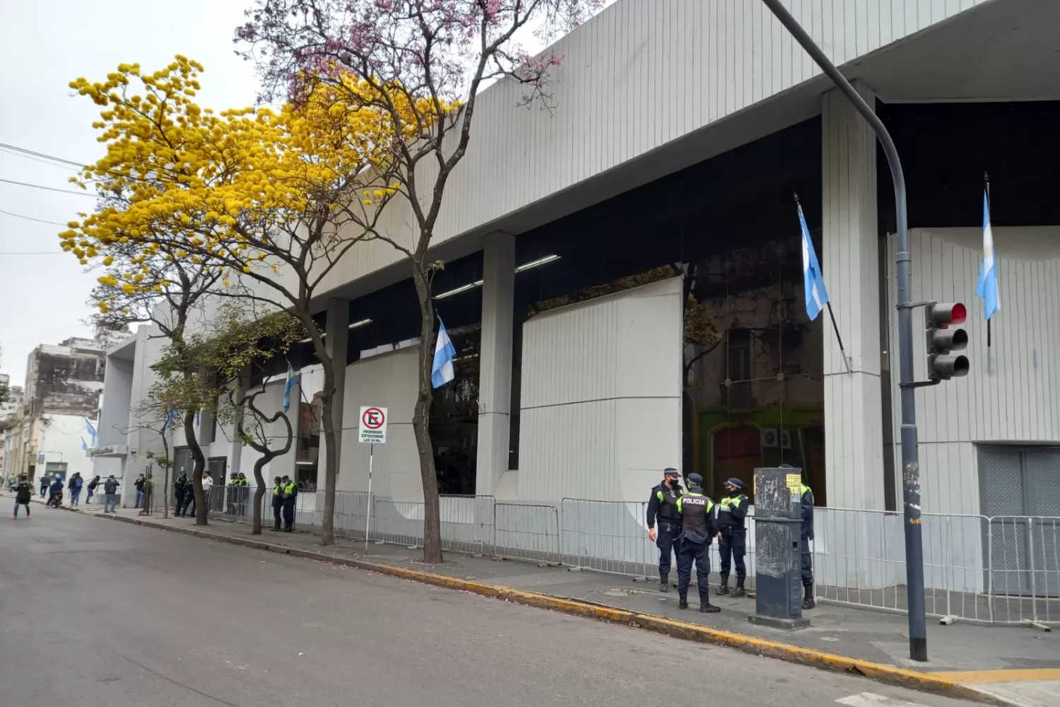 Licencia obligatoria: fuerte cruce entre manzuristas y alfaristas en el Concejo Deliberante