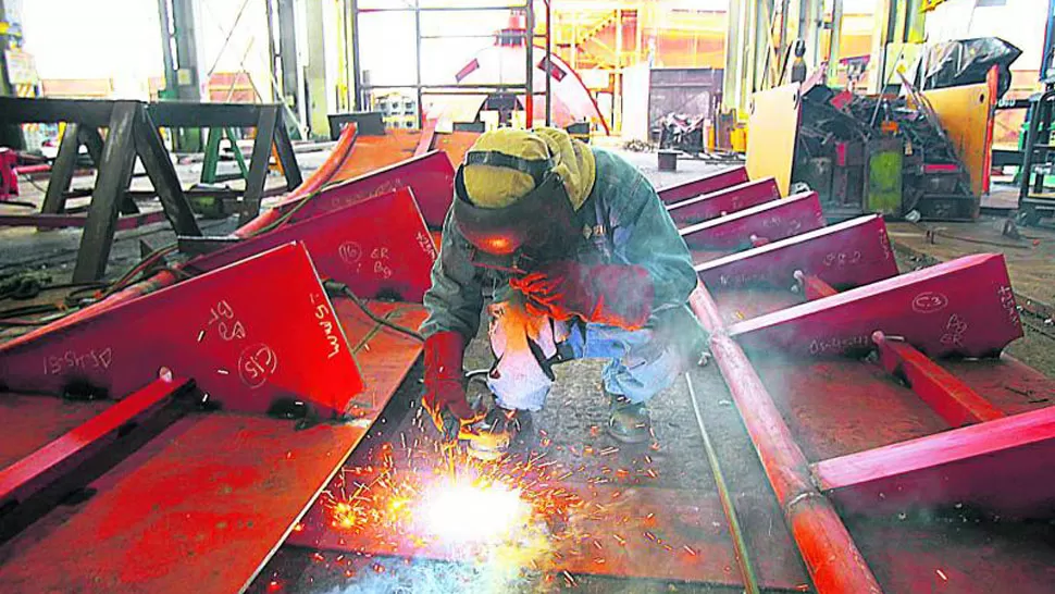 Industria: los “dos” modelos