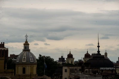 Se espera un sábado sin sol, pero con una temperatura que rozará los 30°