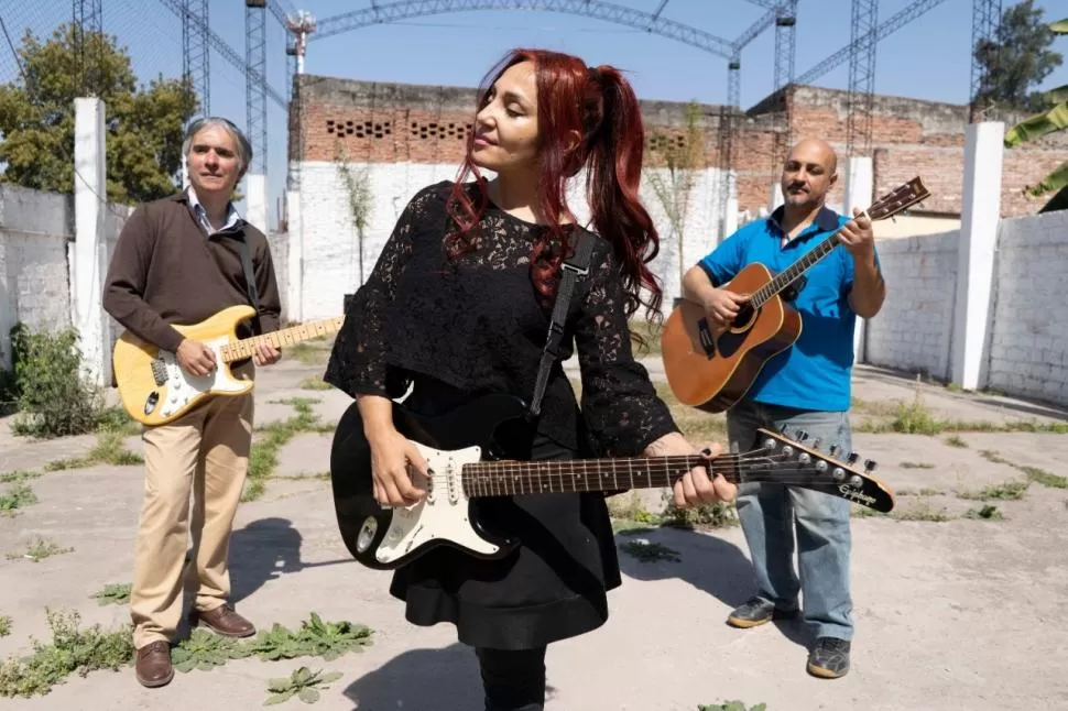REENCUENTRO. Lucio Piérola, Noé Andrade y José García vuelven a juntarse. foto gentileza Víctor Martínez