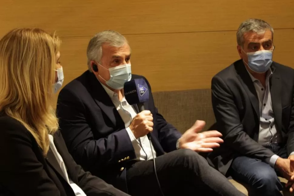 APOYO RADICAL. El gobernador Gerardo Morales llegó ayer a Tucumán para acompañar las precandidaturas de Silvia Elías y de José Cano. Twitter @JCanoOK