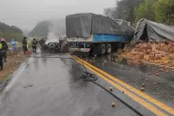 Tragedia en la ruta 9: Una ambulancia se incendió tras chocar contra un camión