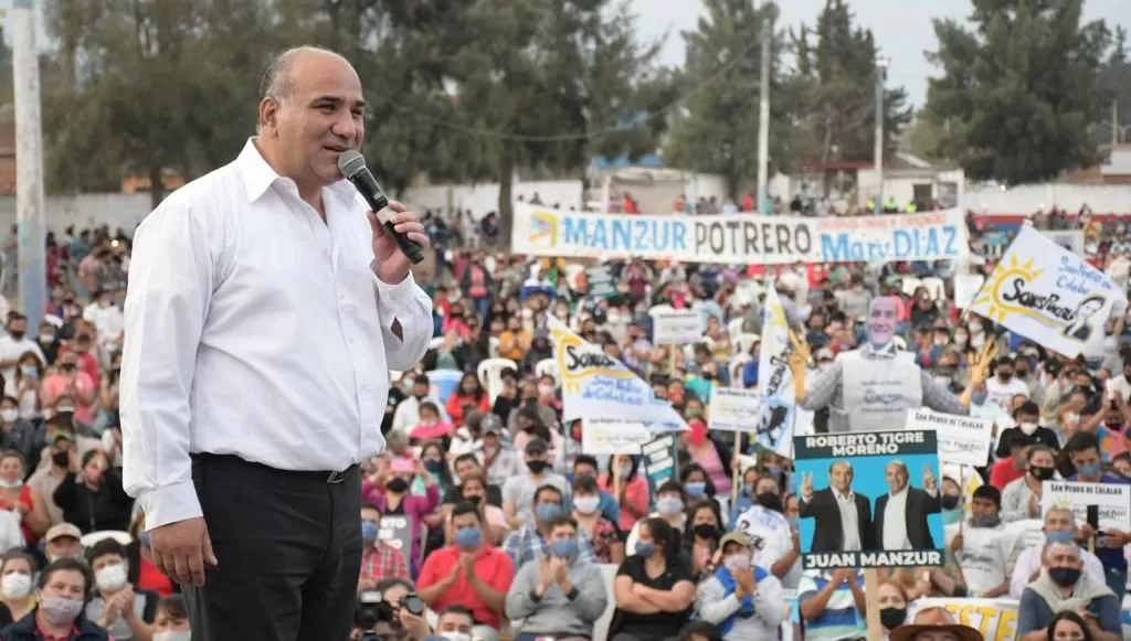 PRONÓSTICO. Durante un encuentro realizado en Trancas, el gobernador, Juan Manzur, vaticinó un triunfo de la lista Lealtad Peronista en toda la provincia.